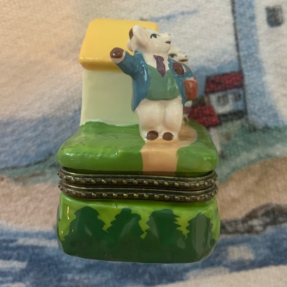 3 Little Pigs Trinket Box & Trinket - Picture 8 of 14